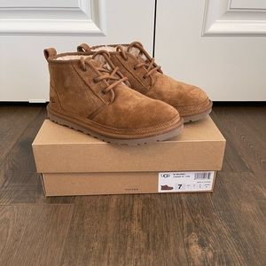 UGG Women’s Neumel Boots in Chestnut